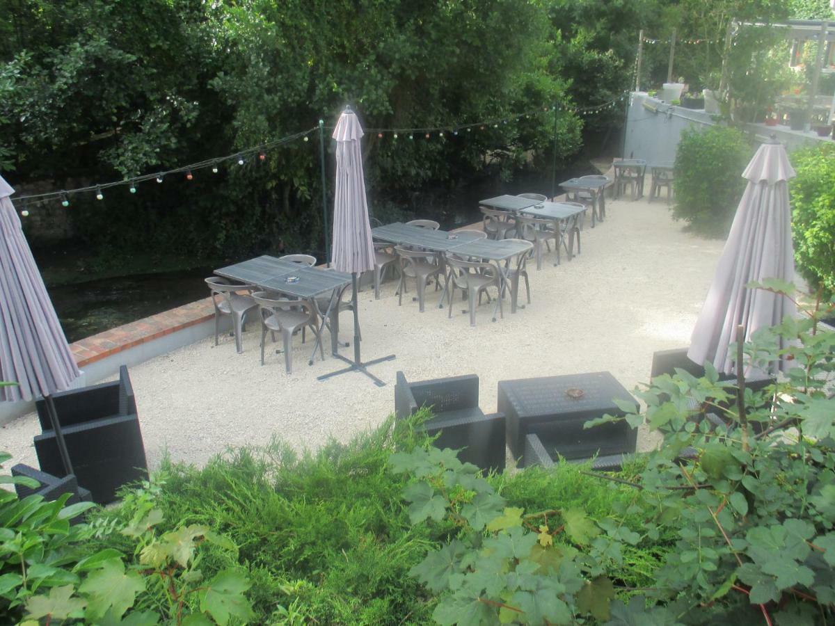 Couleurs Loire Molineuf Exterior photo